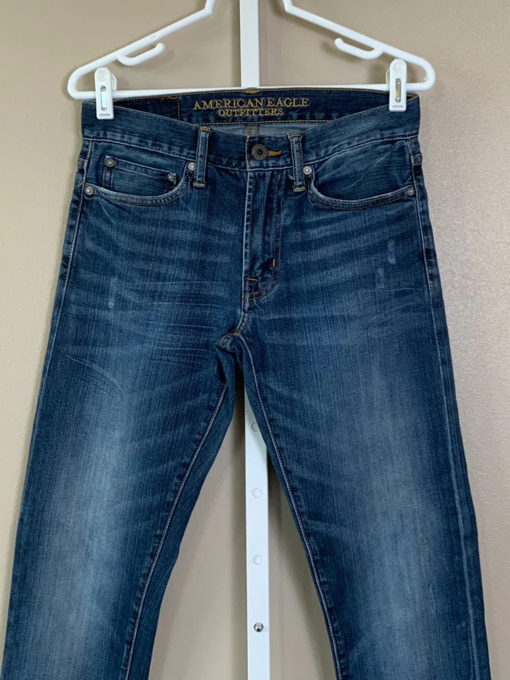 American Eagle Distressed Wash Slim Jeans